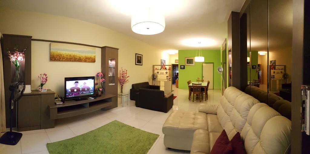 Qaiser Executive Stay East Lake Residence Kampong Bohol Esterno foto