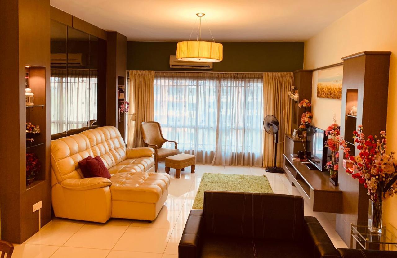 Qaiser Executive Stay East Lake Residence Kampong Bohol Esterno foto
